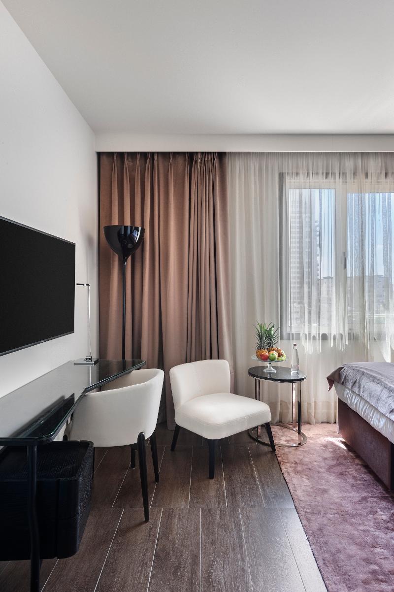 Hotel Lady Stern 4*